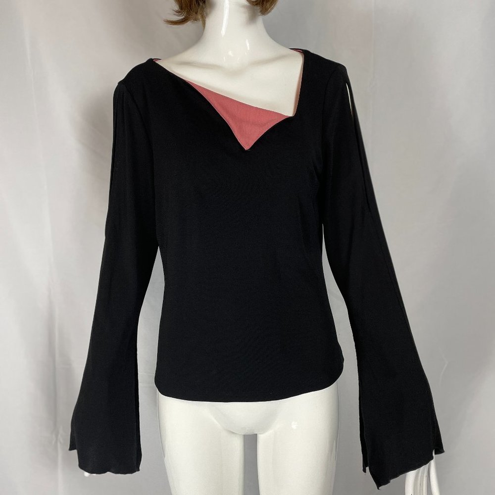 Ladies peekabo shoulder dress top